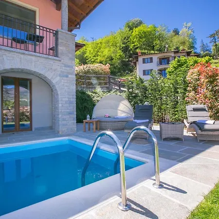 Sleeps 10 Pool Air Con ميناجيو
