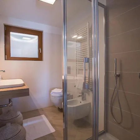 Sleeps 10 Pool Air Con فيلة