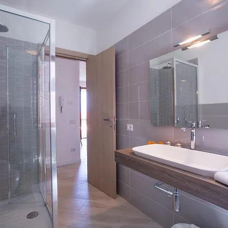 Sleeps 10 Pool Air Con فيلة ميناجيو